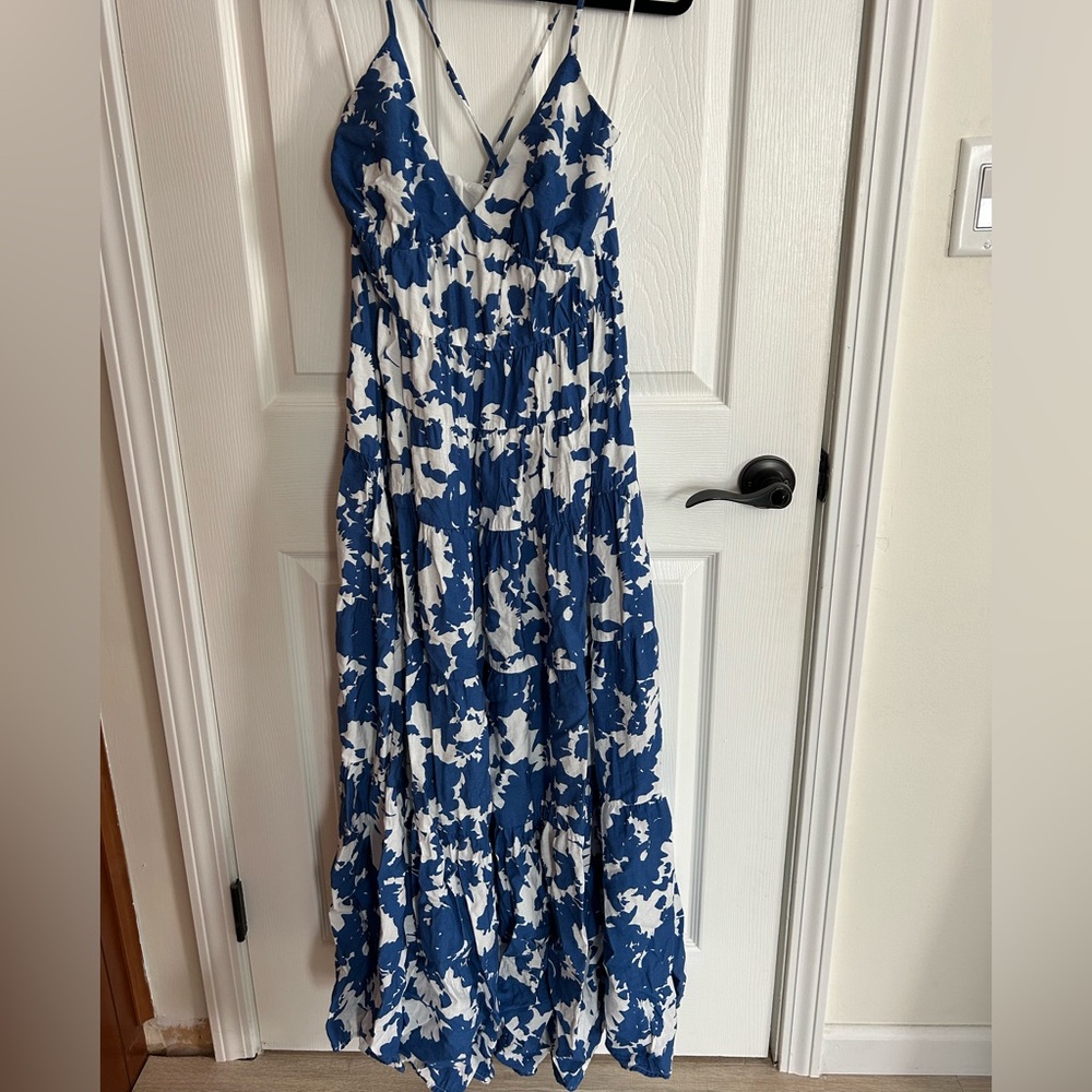 Abercrombie & Fitch Blue and White Floral Maxi Dress